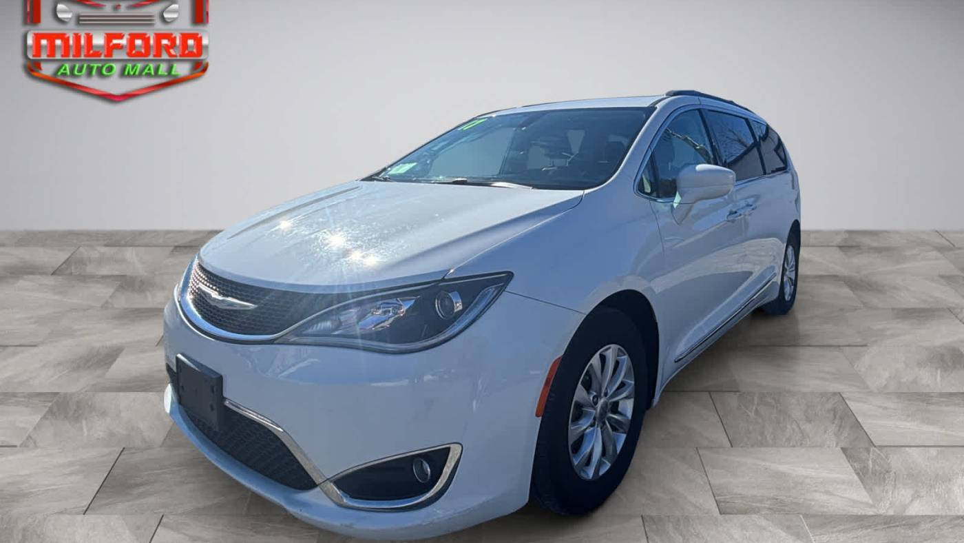 2017 Chrysler Pacifica Touring L — Minivan — 99,644 mi — Milford, MA