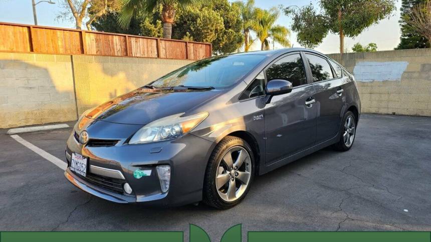 2013 Toyota Prius Advanced — Hatchback — 108,784 mi — GARDEN GROVE, CA