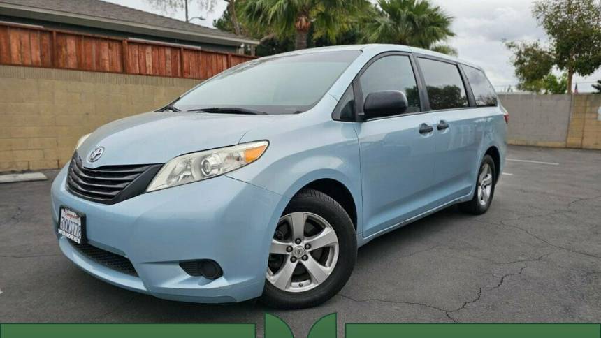 2017 Toyota Sienna L — Minivan — 88,758 mi — GARDEN GROVE, CA