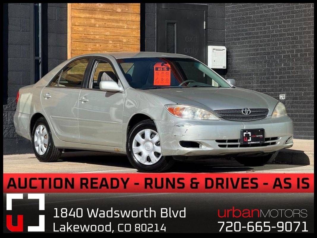 2002 Toyota Camry SE — Sedan — 144,723 mi — Lakewood, CO
