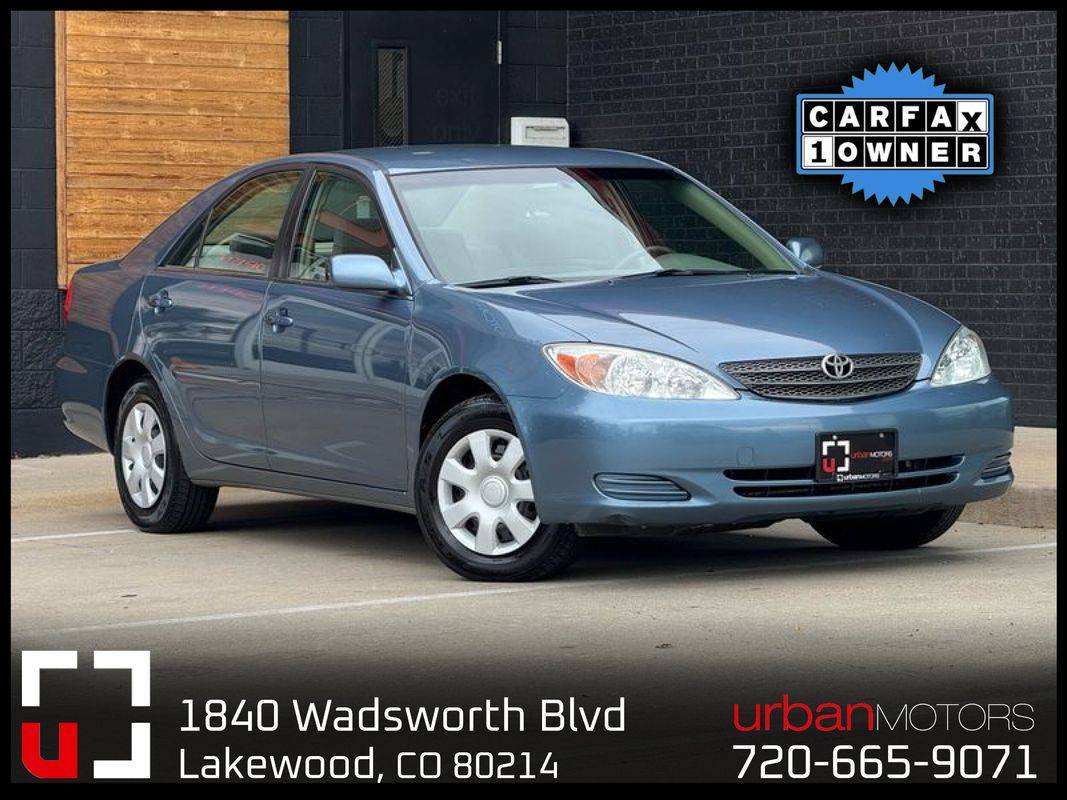 2004 Toyota Camry LE — Sedan — 76,719 mi — Lakewood, CO