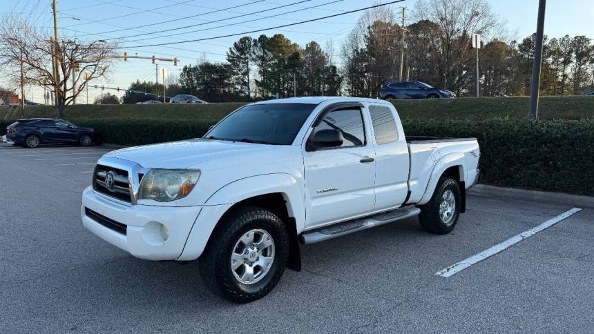 2009 Toyota Tacoma Base — Pickup Truck — 183,865 mi — Raleigh, NC