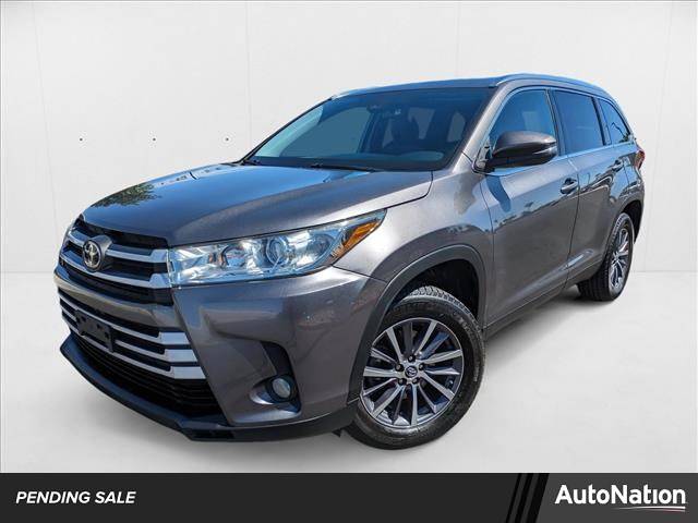 2019 Toyota Highlander XLE — SUV — 124,321 mi — Las Vegas, NV