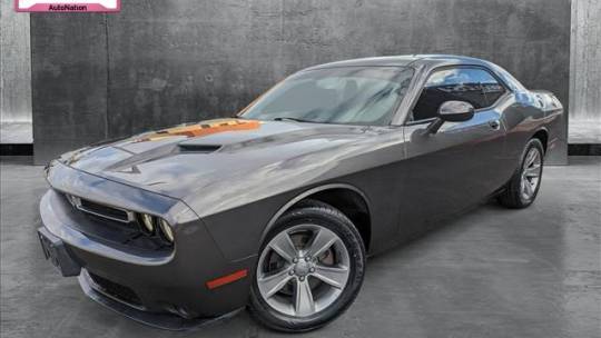 2020 Dodge Challenger SXT — Coupe — 21,196 mi — Las Vegas, NV