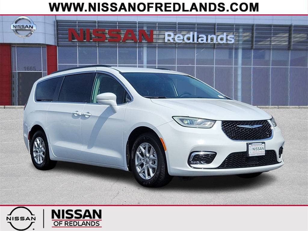 2022 Chrysler Pacifica Touring L — Minivan — 66,806 mi — redlands, CA