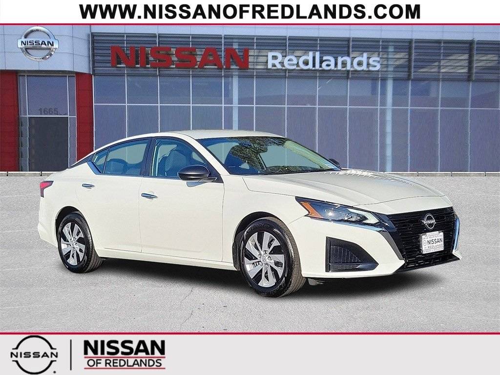 2025 Nissan Altima S — Sedan — 5,042 mi — redlands, CA