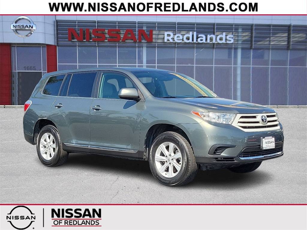 2013 Toyota Highlander Plus V6 — SUV — 112,897 mi — redlands, CA