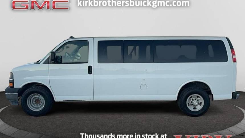 2017 Chevrolet Express Passenger LT — Passenger Van — 49,287 mi — Greenwood, MS