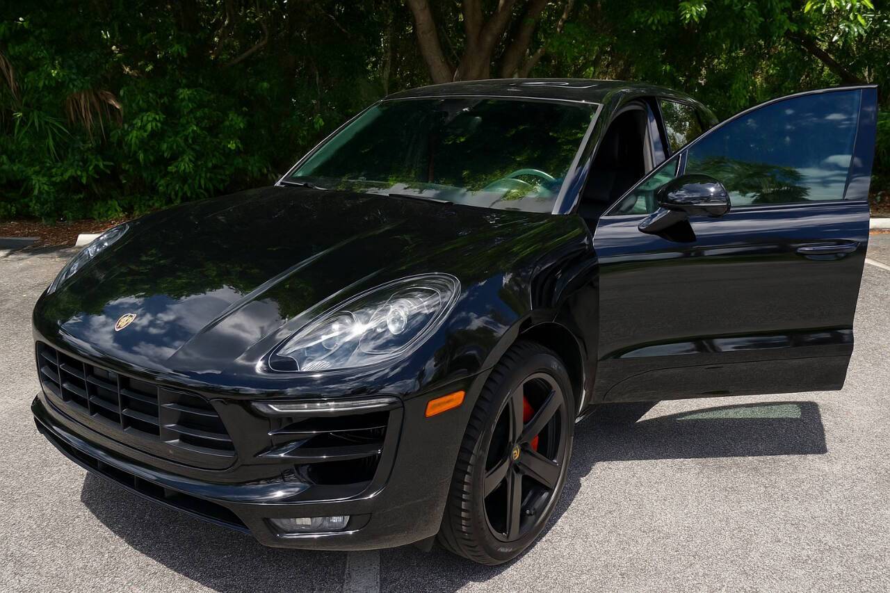2015 Porsche Macan Turbo — SUV — 76,000 mi — Pompano Beach, FL