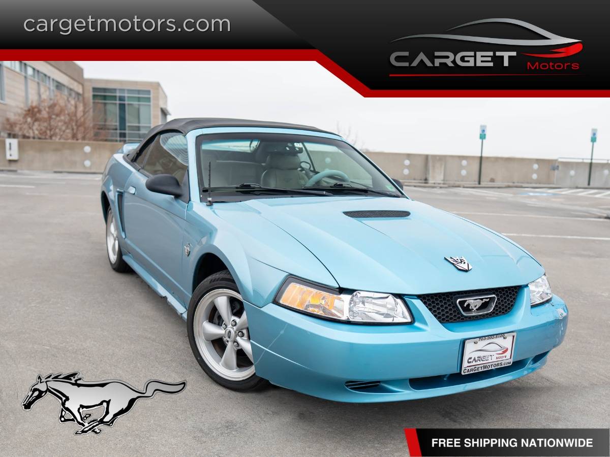 1999 Ford Mustang Base