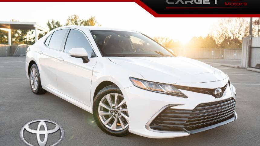 2021 Toyota Camry LE — Sedan — 76,416 mi — Woodbridge, VA