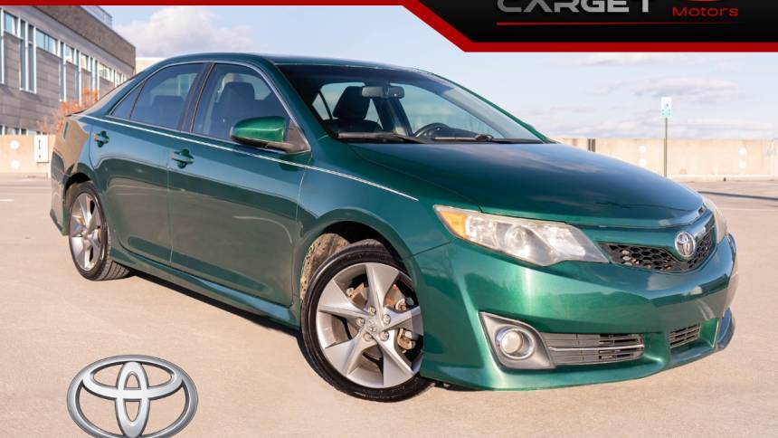 2013 Toyota Camry XLE V6 — Sedan — 150,023 mi — Woodbridge, VA