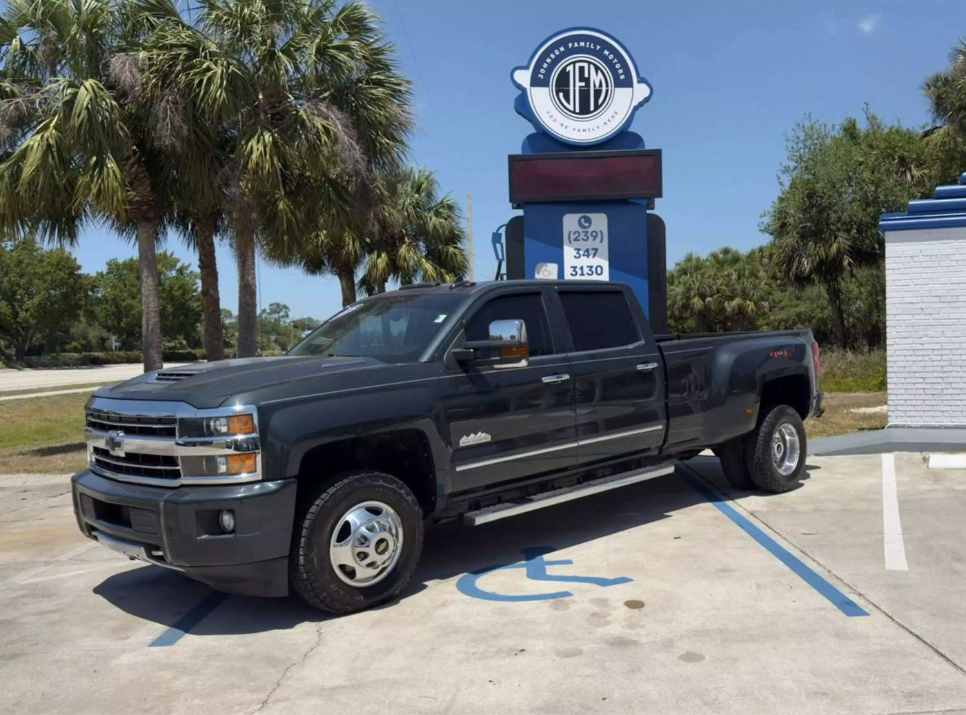 2018 Chevrolet Silverado 3500HD High Country — Pickup Truck — 69,137 mi — North Fort Myers, FL