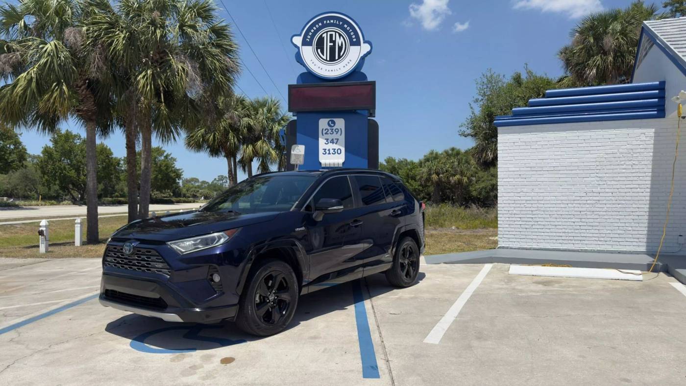 2019 Toyota RAV4 Hybrid XSE — SUV — 105,678 mi — North Fort Myers, FL
