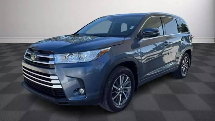 2017 Toyota Highlander XLE — SUV — 77,385 mi — North Fort Myers, FL