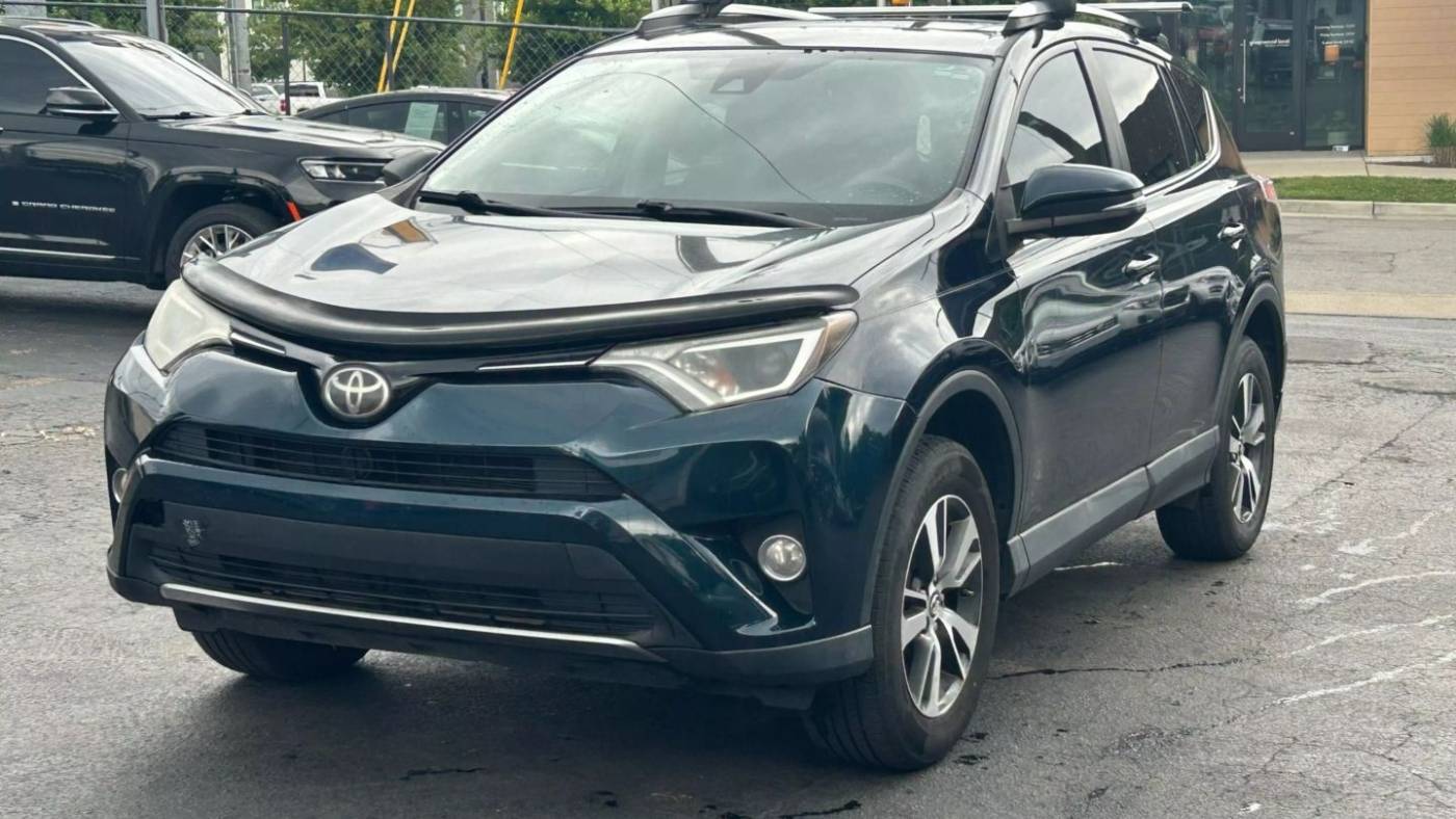 2017 Toyota RAV4 XLE