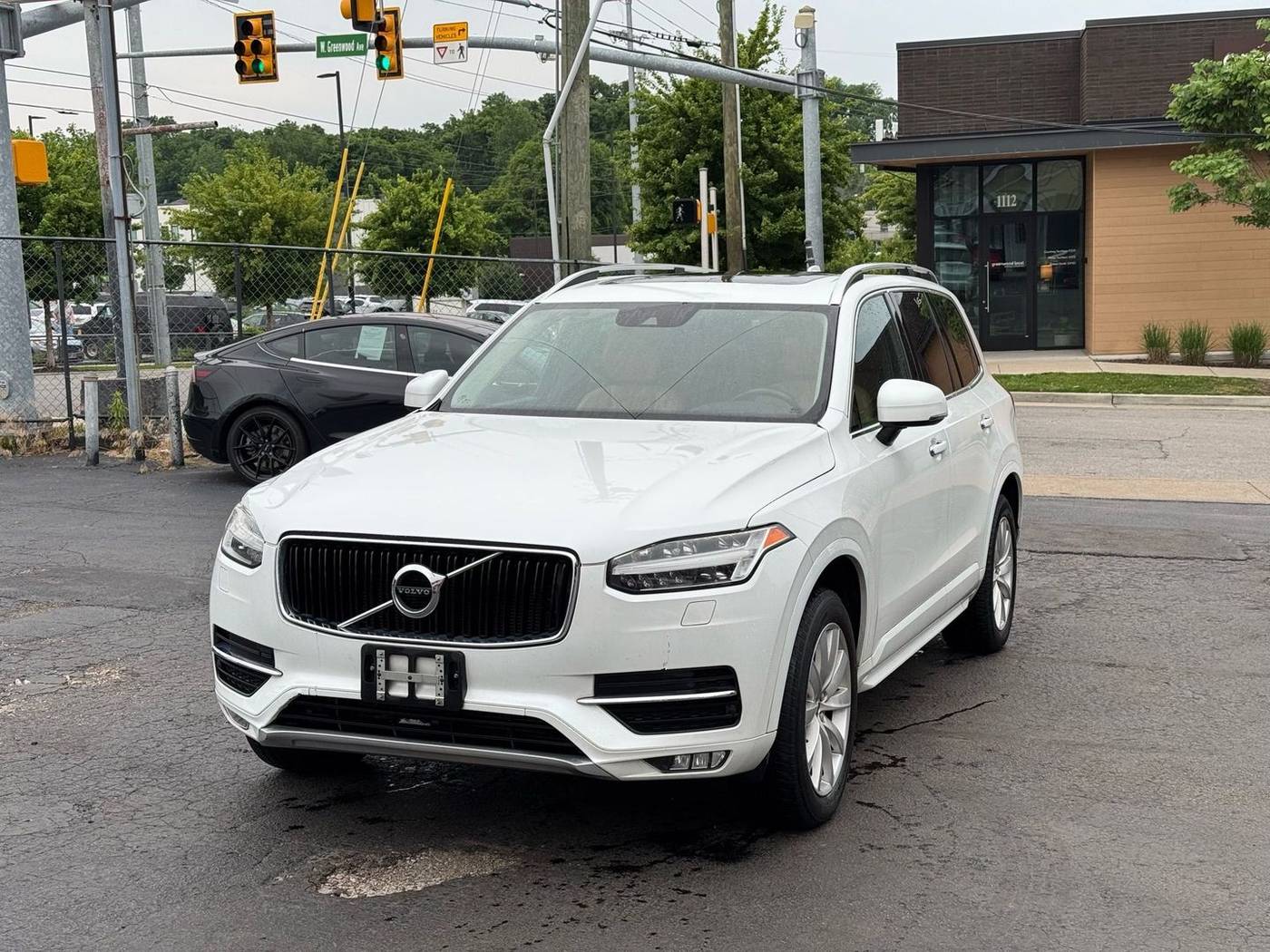 2016 Volvo XC90 T6 Momentum — SUV — 163,210 mi — Nashville, TN