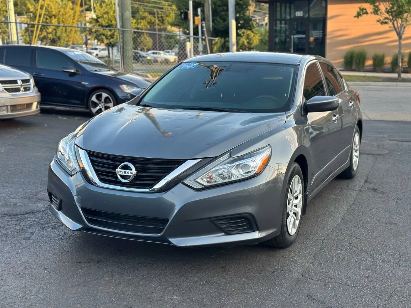 2018 Nissan Altima 2.5 S — Sedan — 135,402 mi — Nashville, TN