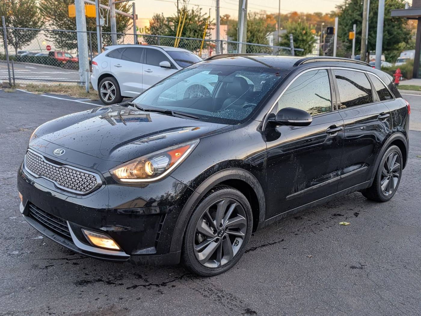 2017 Kia Niro Hybrid Touring — SUV — 162,135 mi — Nashville, TN