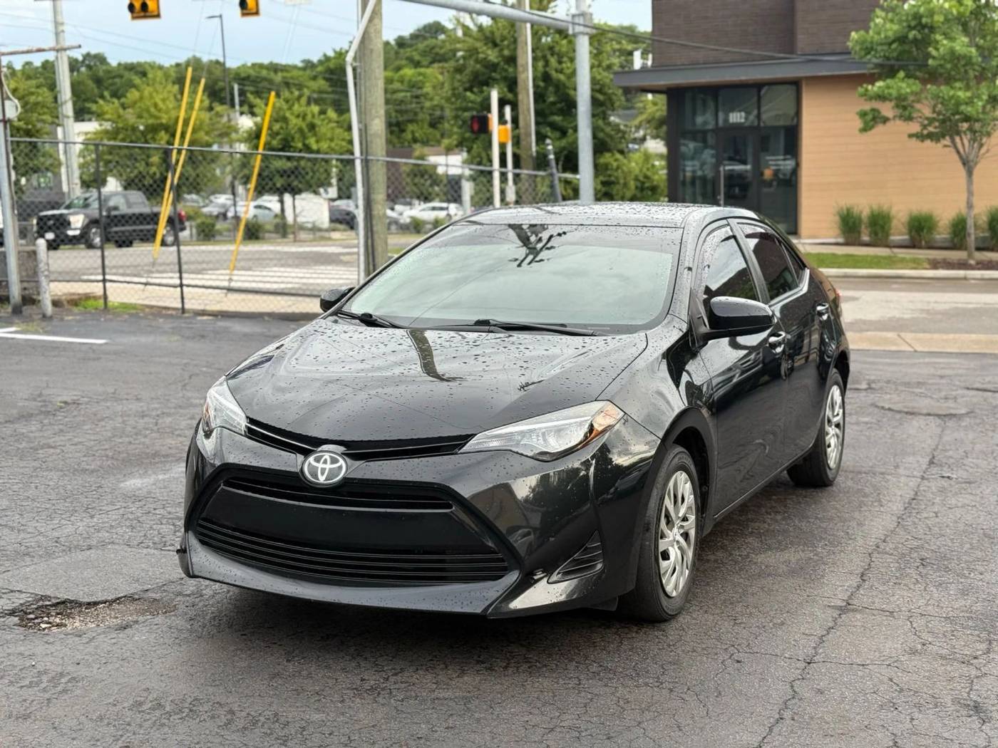 2019 Toyota Corolla LE — Sedan — 101,540 mi — Nashville, TN
