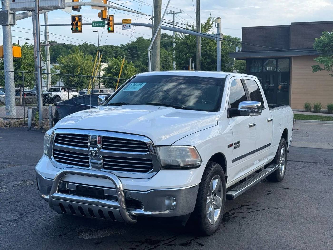 2016 Ram 1500 SLT — Pickup Truck — 156,386 mi — Nashville, TN