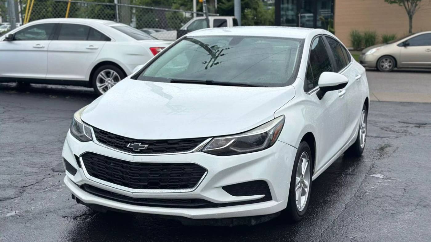 2018 Chevrolet Cruze LT Auto