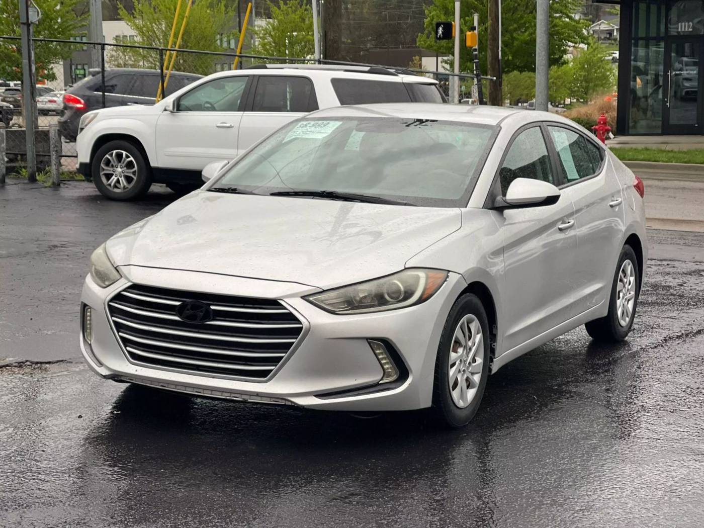 2018 Hyundai Elantra SE — Sedan — 95,989 mi — Nashville, TN