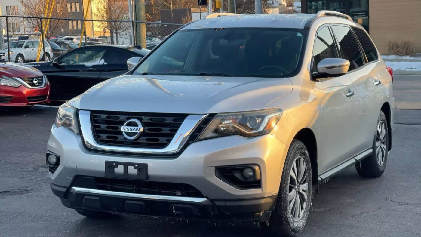 2017 Nissan Pathfinder SV — SUV — 160,685 mi — Nashville, TN