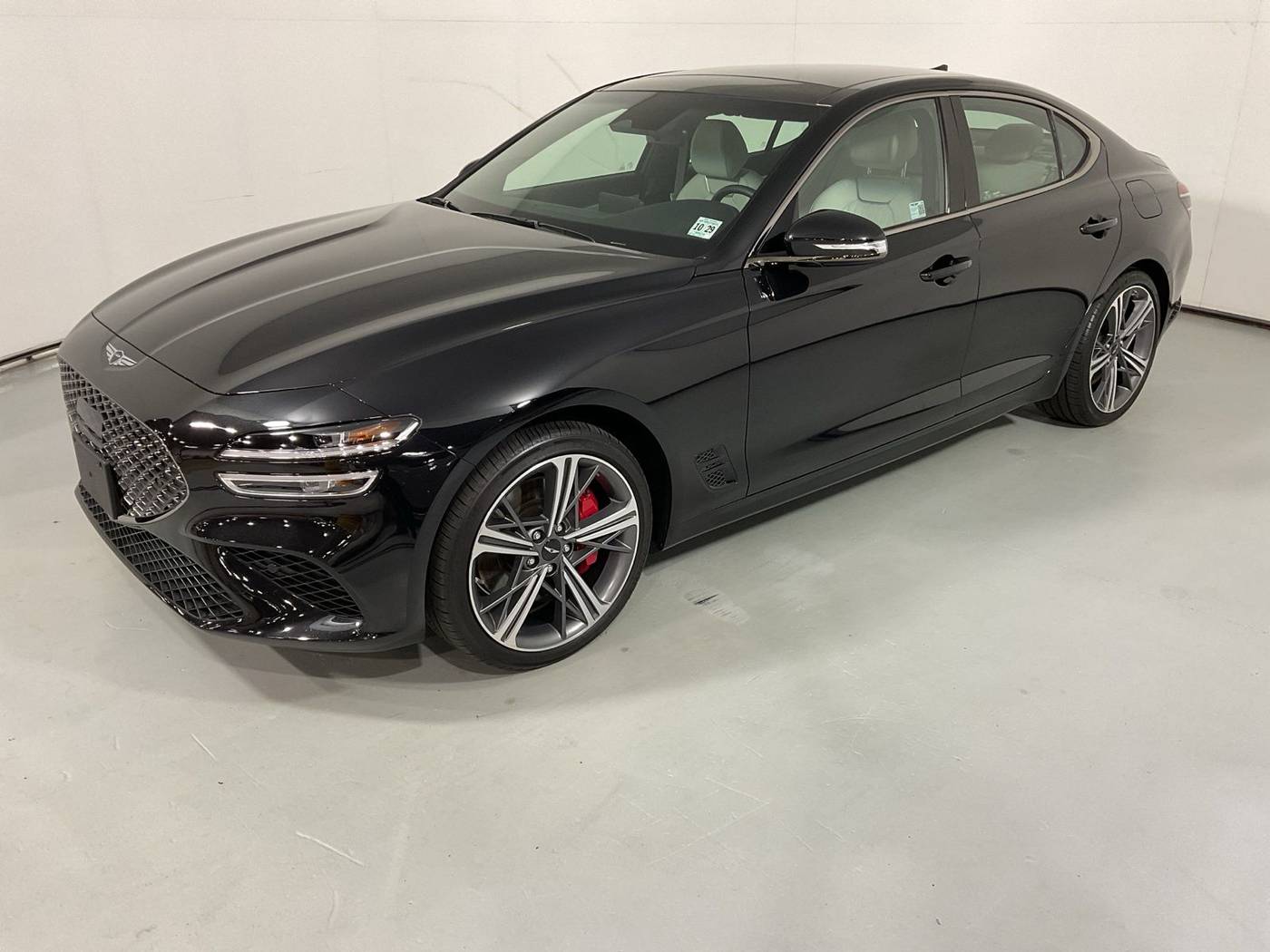 2025 Genesis G70 2.5T — Sedan — 6,343 mi — Englewood, NJ