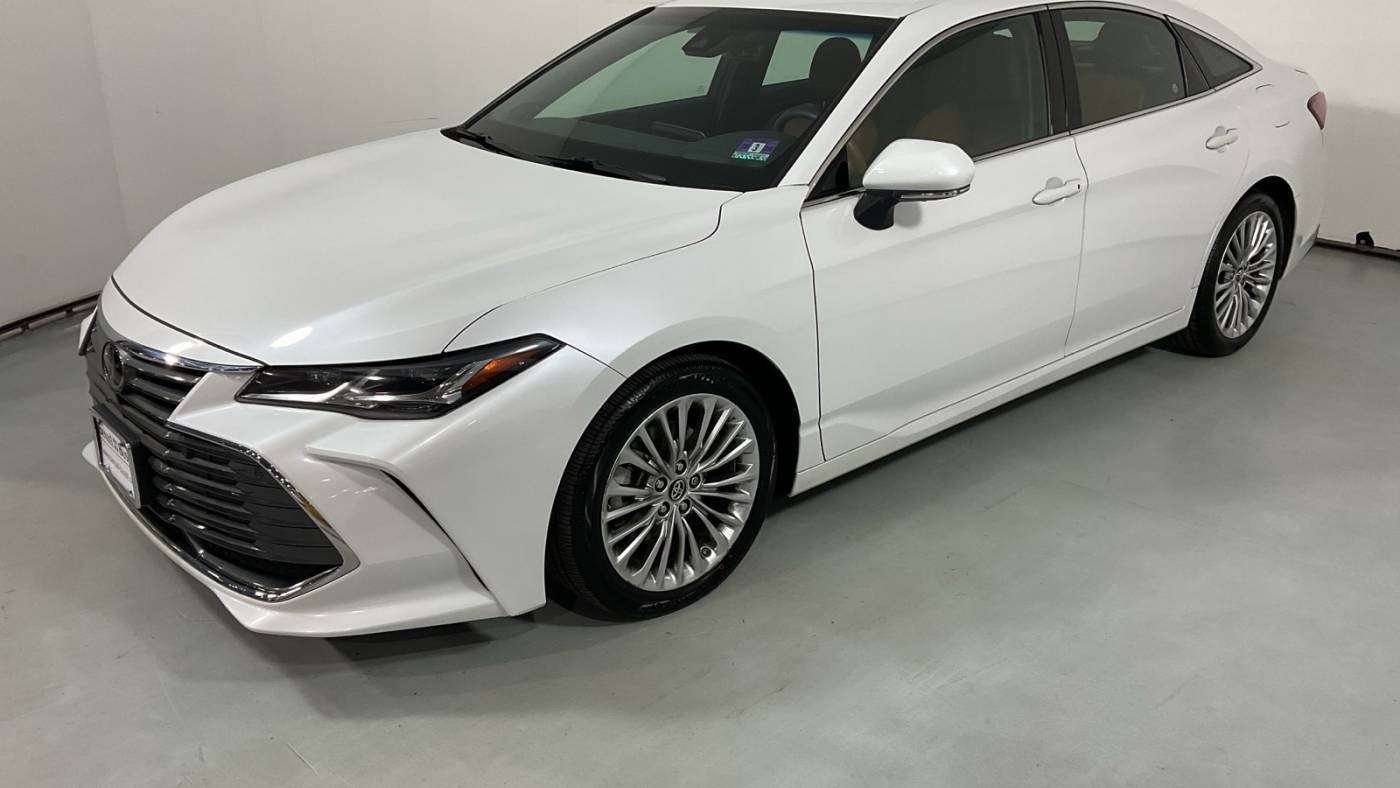 2019 Toyota Avalon Limited — Sedan — 42,295 mi — Englewood, NJ