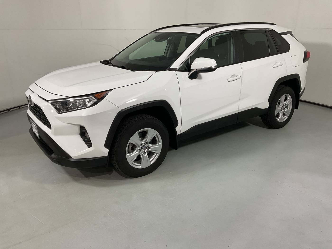 2020 Toyota RAV4 XLE — SUV — 71,965 mi — Englewood, NJ