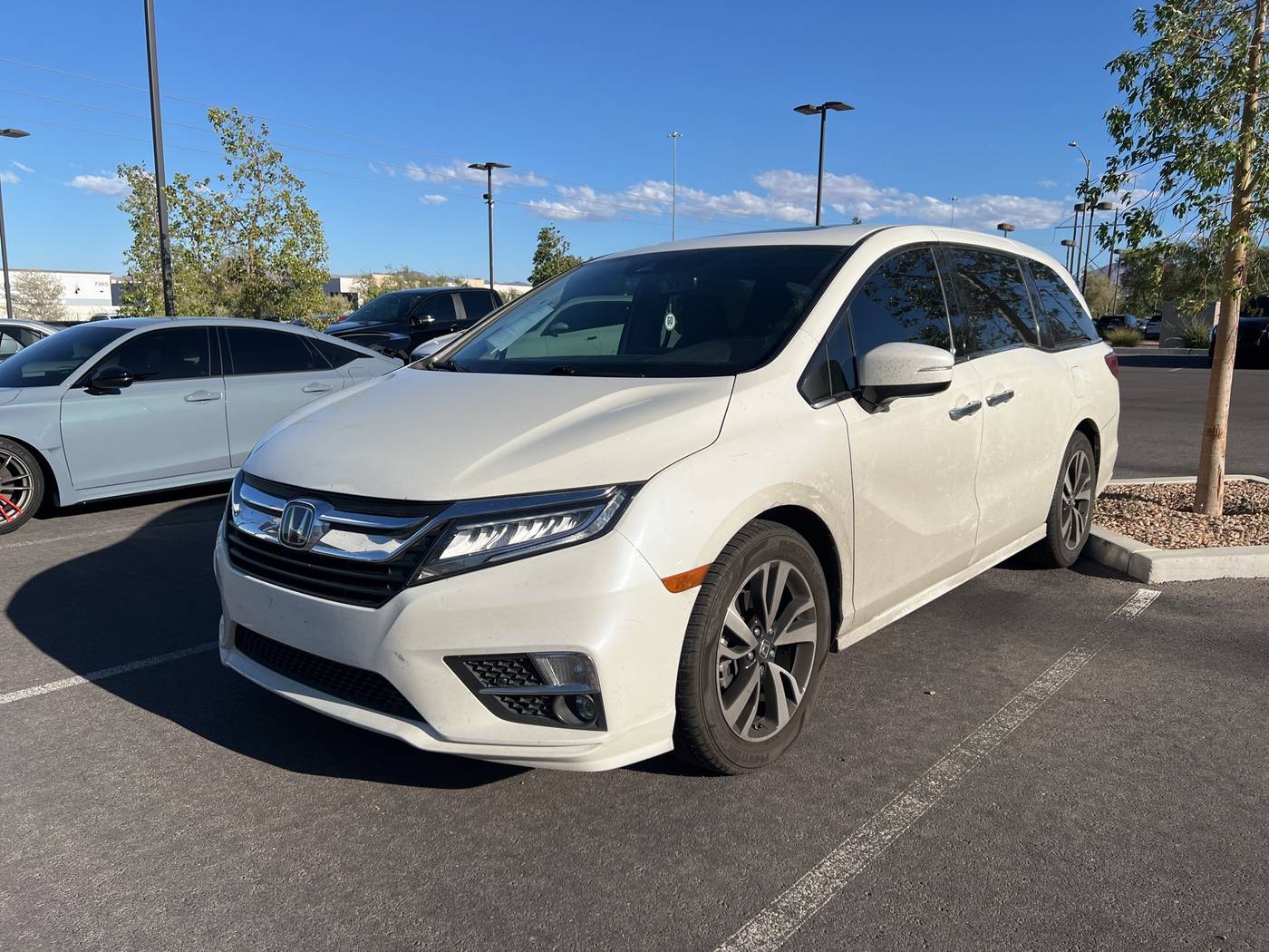 2019 Honda Odyssey Elite — Minivan — 66,592 mi — Henderson, NV