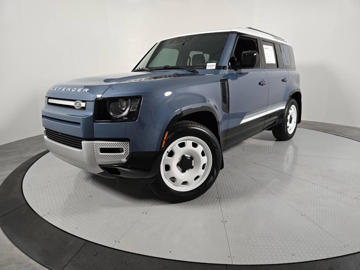 2024 Land Rover Defender S — SUV — 25 mi — Henderson, NV