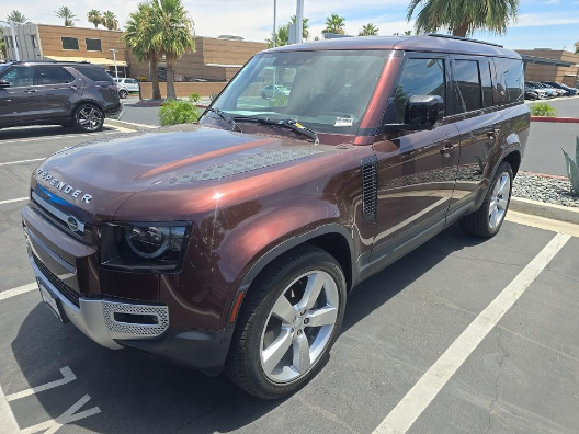 2023 Land Rover Defender First Edition