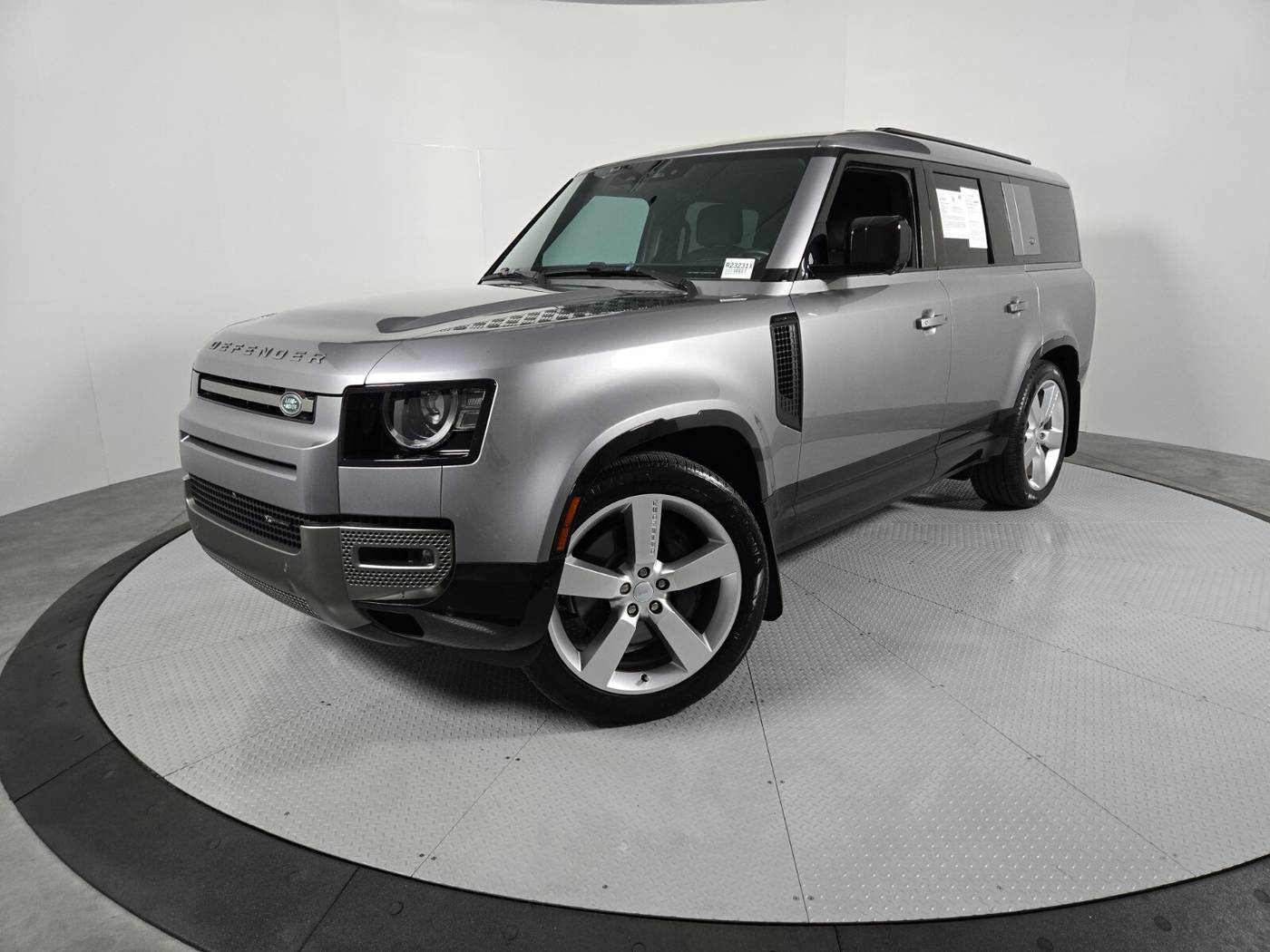 2023 Land Rover Defender X-Dynamic SE — SUV — 21,000 mi — Henderson, NV