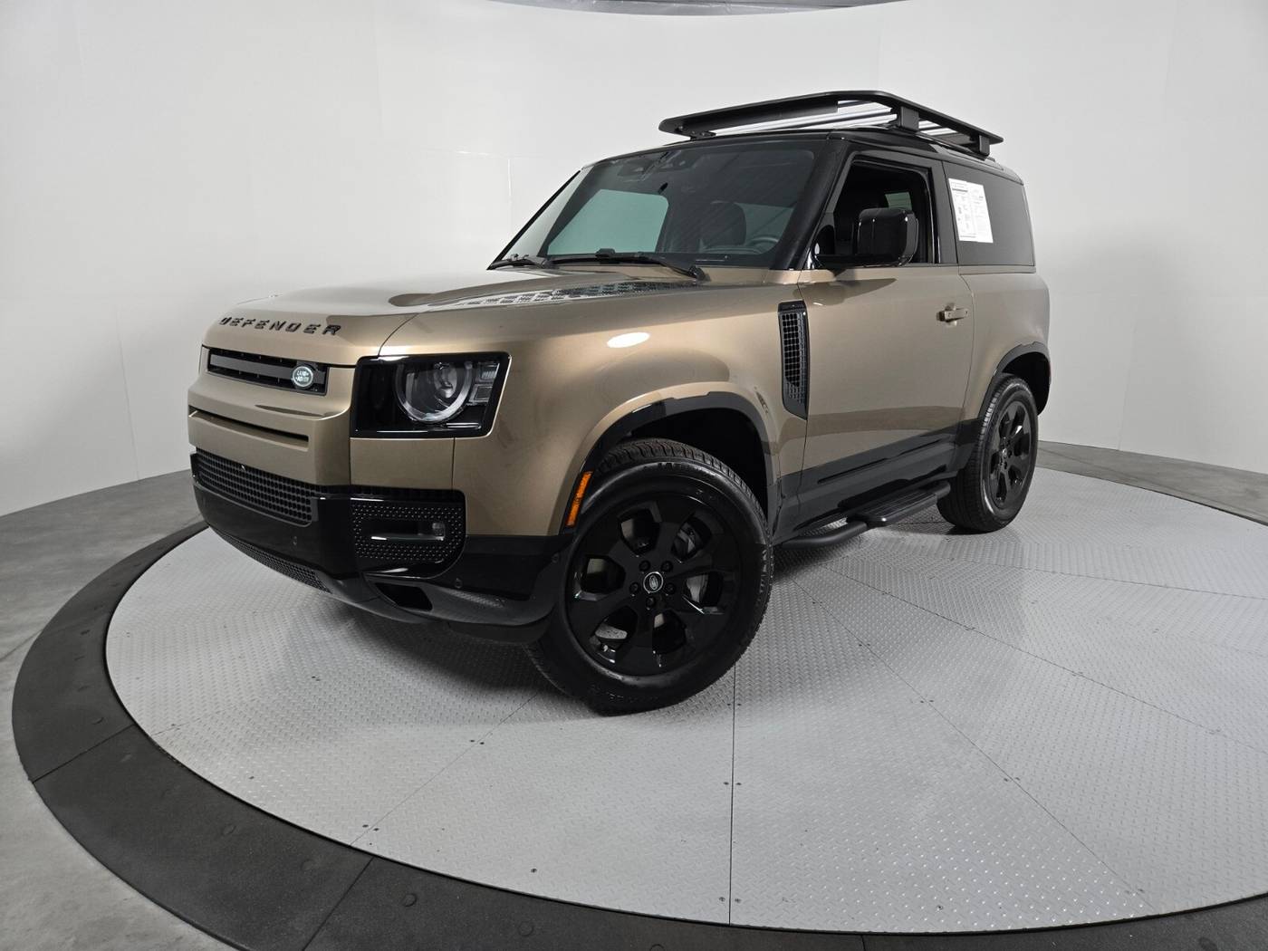 2024 Land Rover Defender X-Dynamic SE — SUV — 15 mi — Henderson, NV