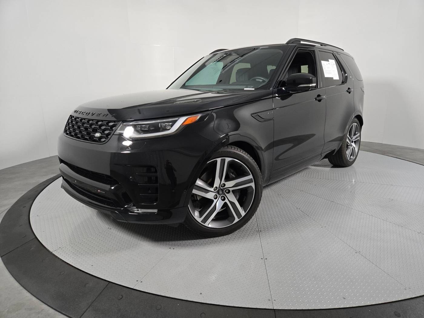 2023 Land Rover Discovery HSE R-Dynamic — SUV — 23,795 mi — Henderson, NV