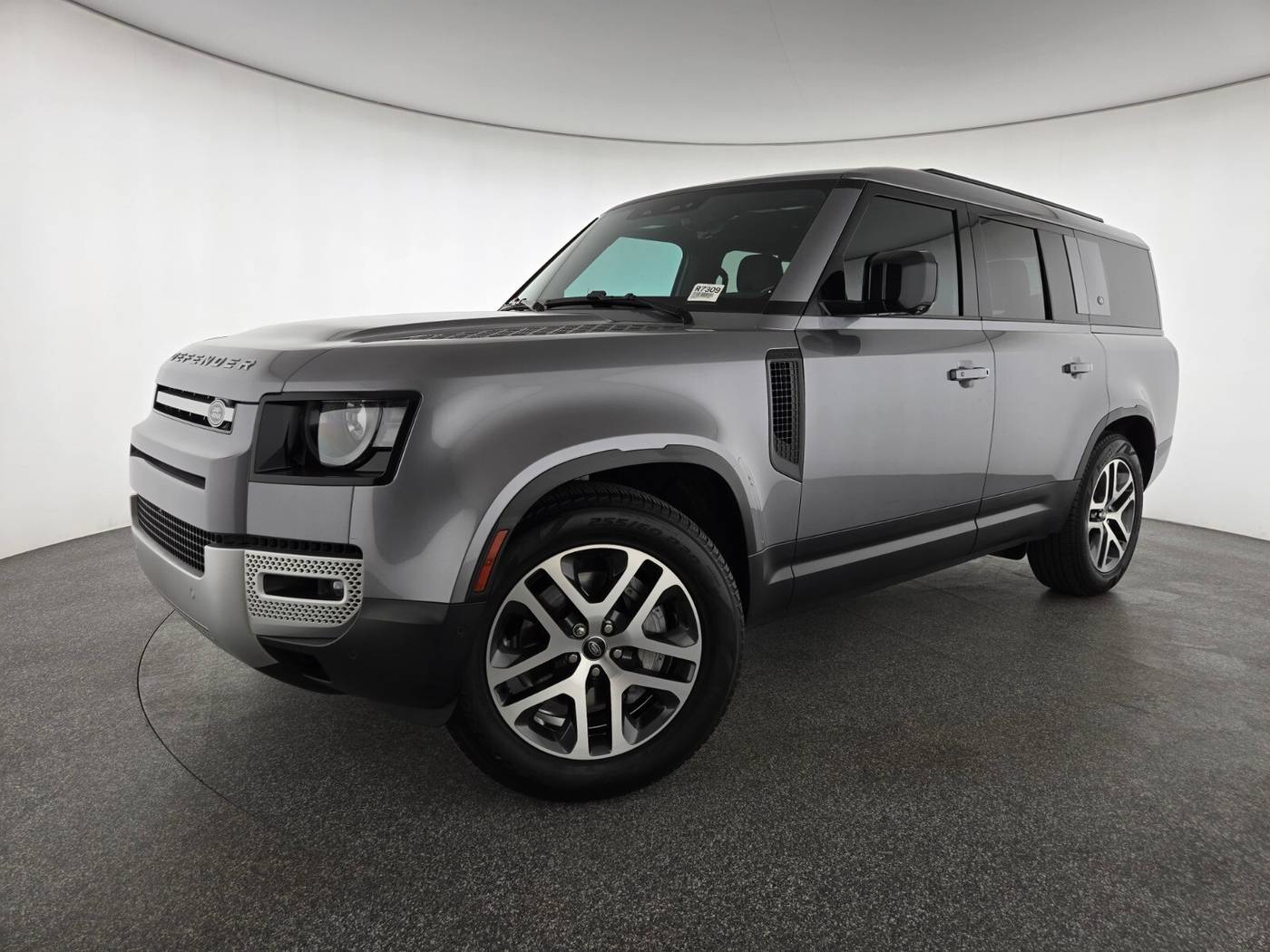 2023 Land Rover Defender SE — SUV — 18,687 mi — Henderson, NV