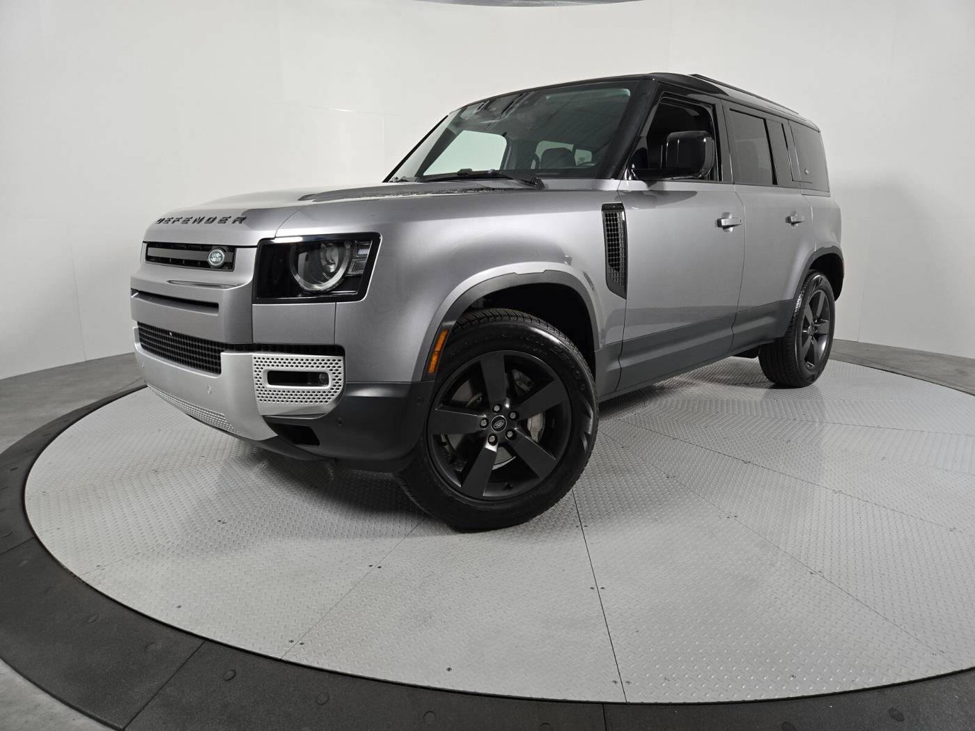 2024 Land Rover Defender S — SUV — 14,550 mi — Henderson, NV
