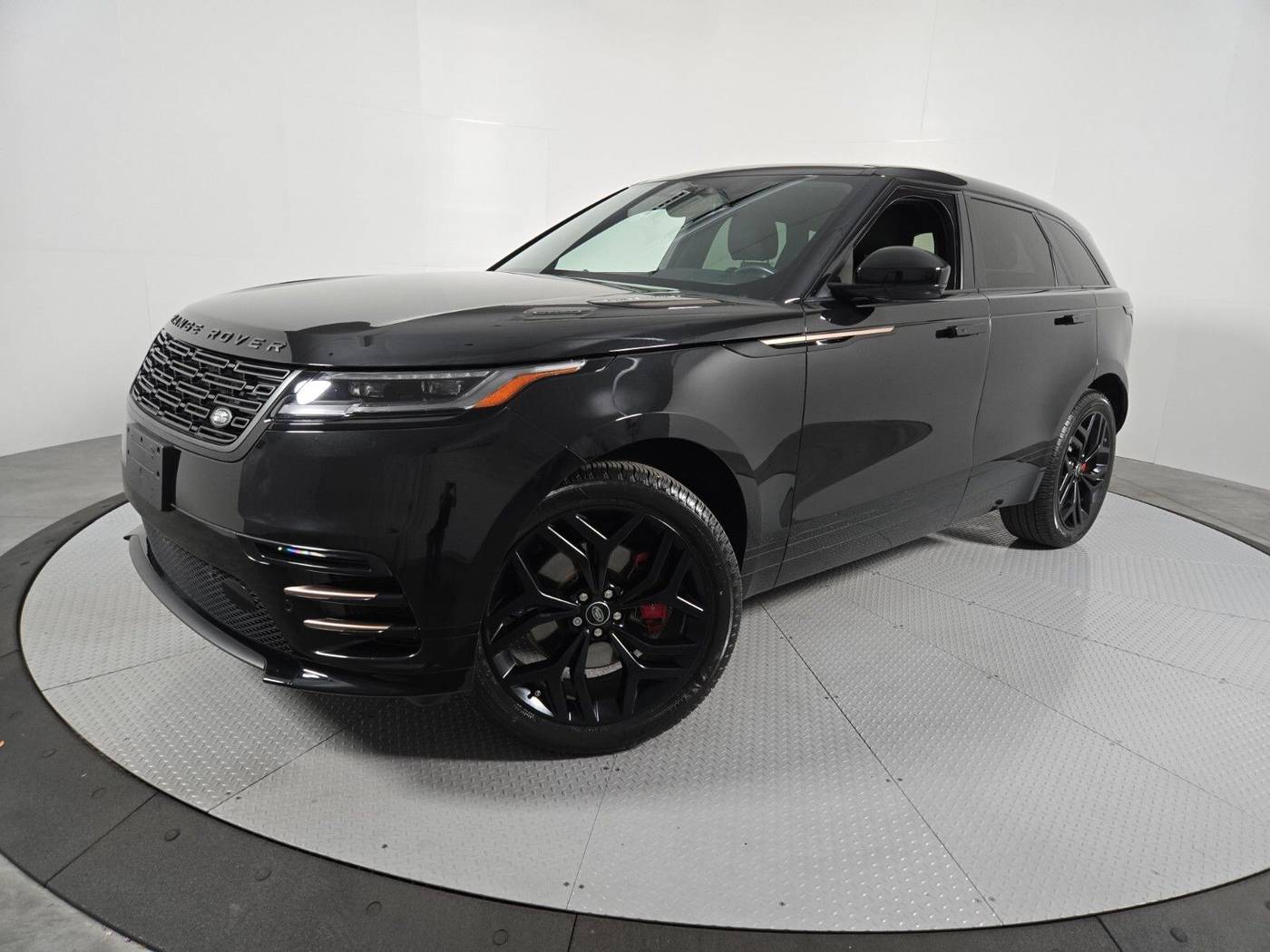 2024 Land Rover Range Rover Velar Dynamic SE — SUV — 25,210 mi — Henderson, NV