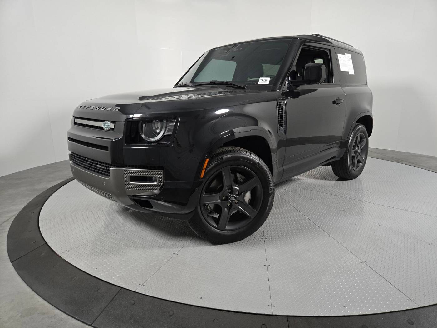 2023 Land Rover Defender X-Dynamic SE — SUV — 16,161 mi — Henderson, NV