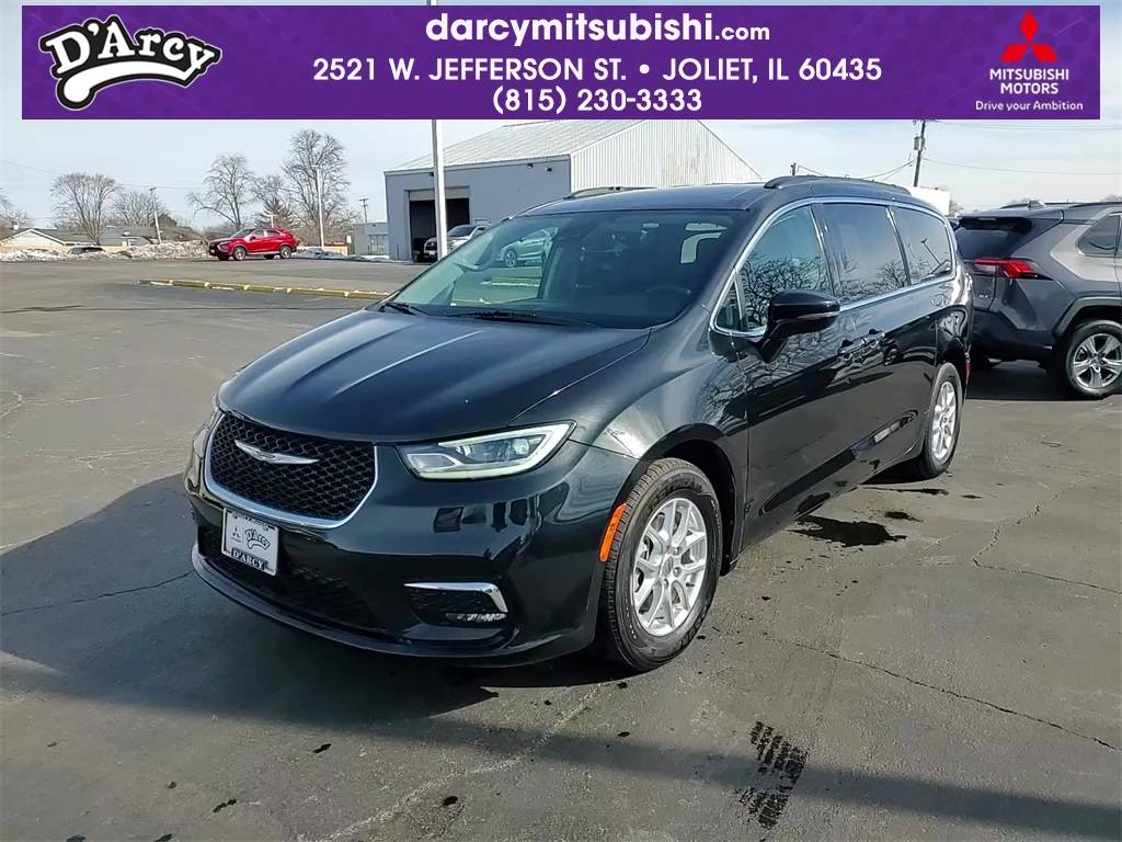 2022 Chrysler Pacifica Touring L — Minivan — 62,679 mi — Joliet, IL
