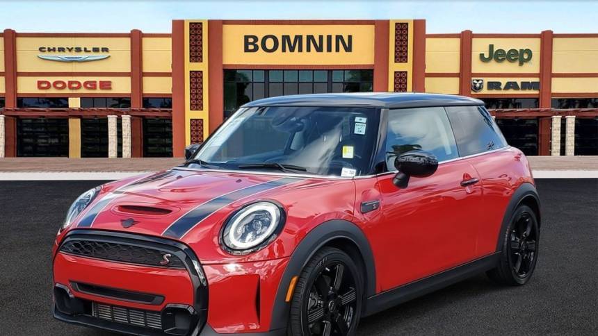 2023 MINI Hardtop Cooper S Classic — Hatchback — 29,456 mi — Doral, FL