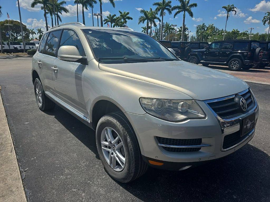 2008 Volkswagen Touareg V6 — SUV — 121,939 mi — Doral, FL