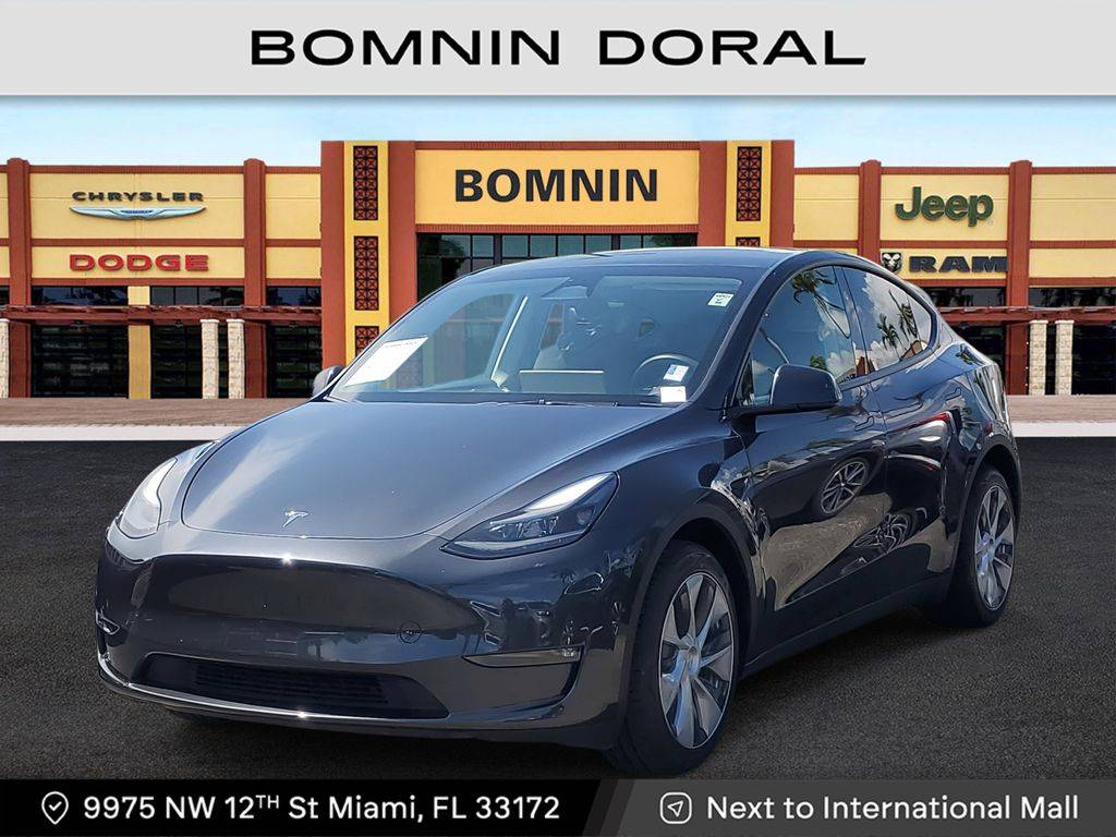 2024 Tesla Model Y Long Range — SUV — 21,219 mi — Doral, FL