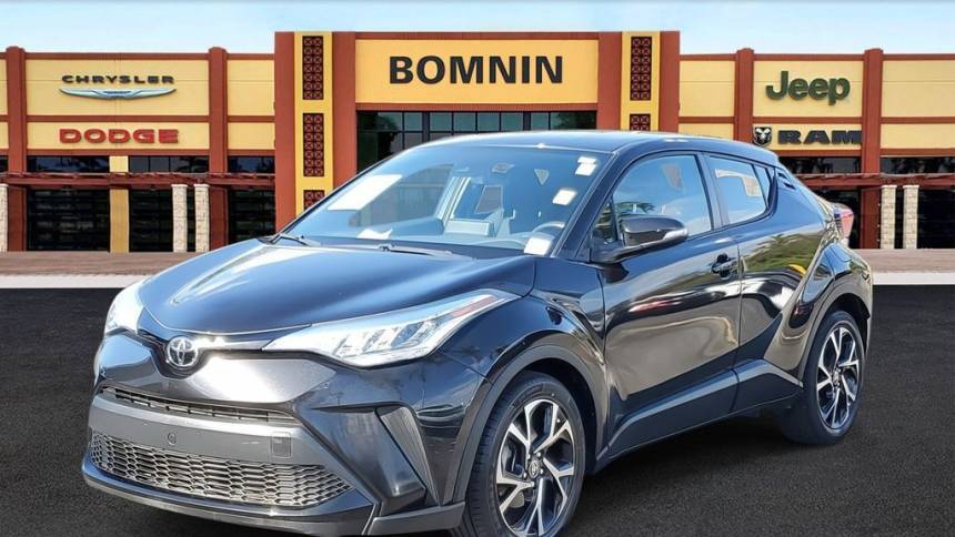 2022 Toyota C-HR XLE