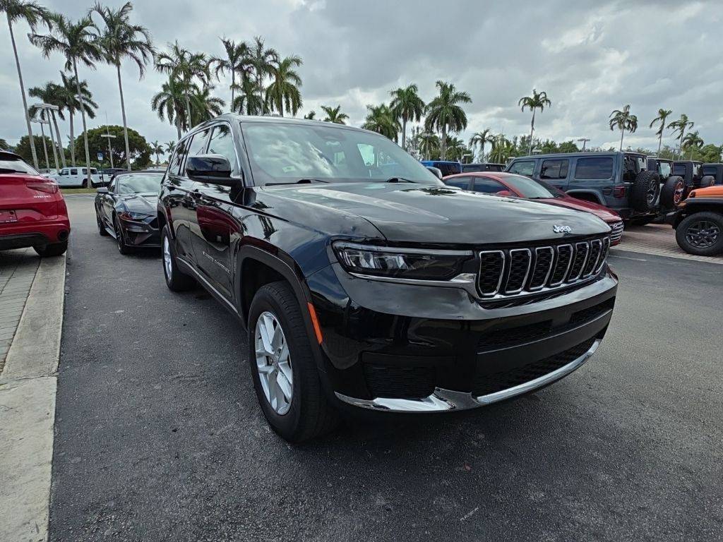 2022 Jeep Grand Cherokee Laredo — SUV — 37,785 mi — Doral, FL