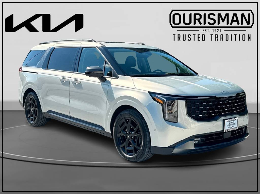 2025 Kia Carnival SX — Minivan — 5,380 mi — Chevy Chase, MD