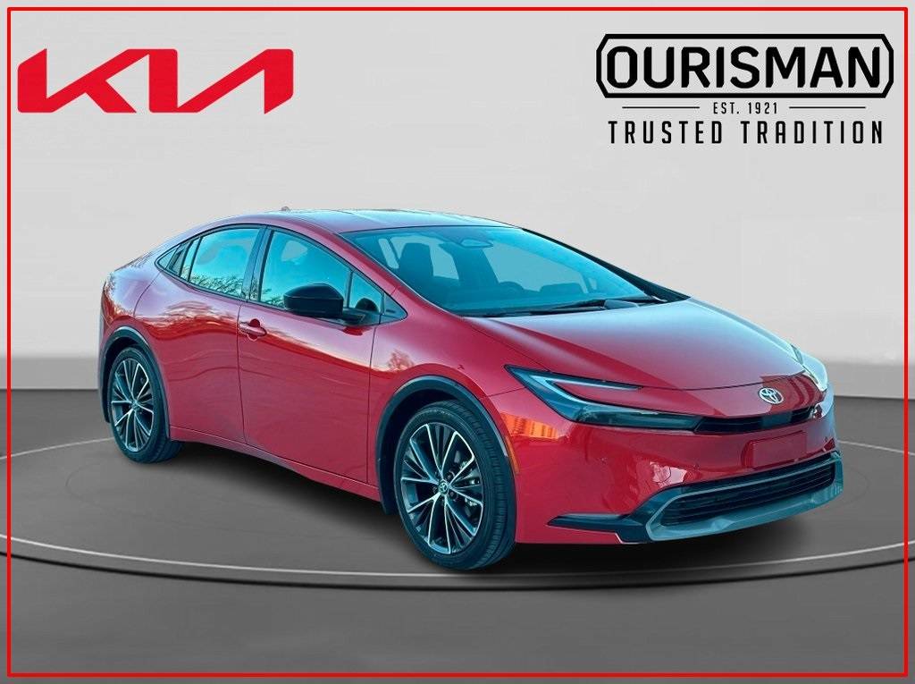2024 Toyota Prius XLE — Hatchback — 94 mi — Chevy Chase, MD