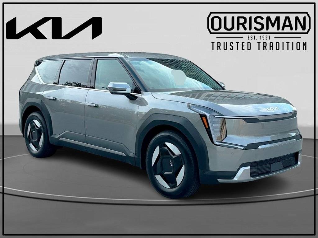 2025 Kia EV9 Light Long Range — SUV — 749 mi — Chevy Chase, MD